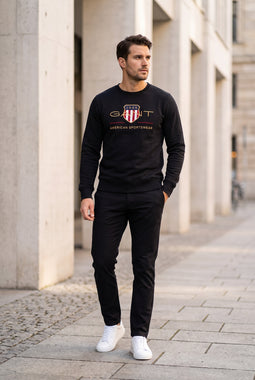 GANT Gold Shield Crew Sweatshirt Black